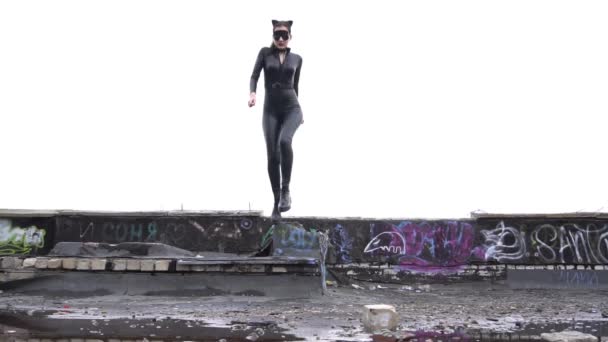 Slow Motion Woman Roof Cat Costume — Vídeo de stock