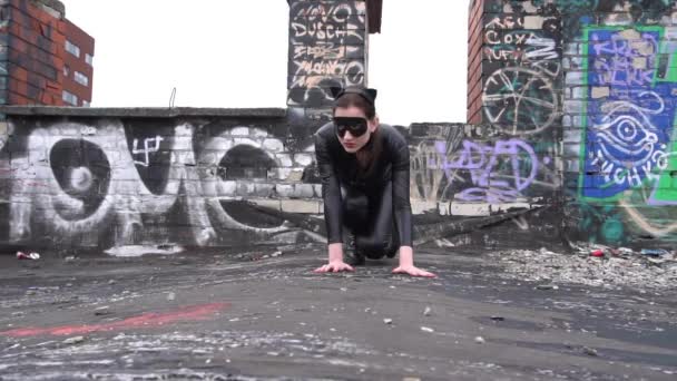 Femme Slow Motion Costume Catwoman — Video