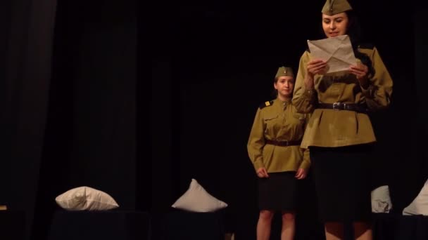 Jeune Femme Soldat Confiant Officier Armée Camouflage Uniforme — Video