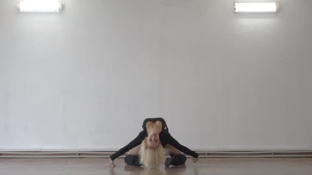 Balerina Slow Motion Czarnym Body — Wideo stockowe