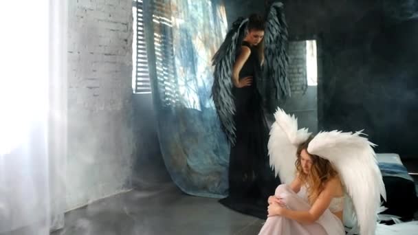 Girls Angel Wings Studio — Stock Video