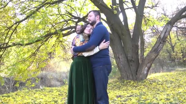 Husband Wife Hugged Smile Looking Each Other Autumn Park — Wideo stockowe