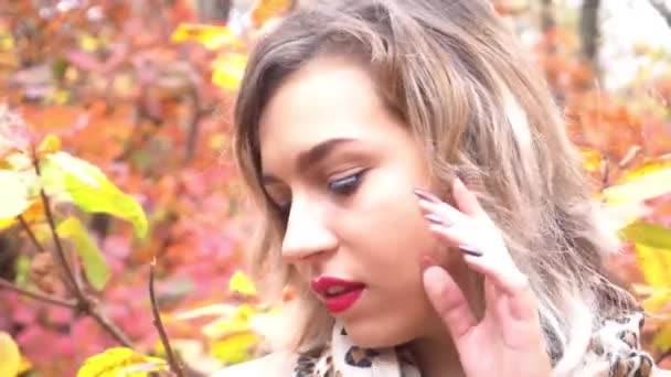 Girl Yellow Autumn Leaves Girl Red Lipstick — Video Stock