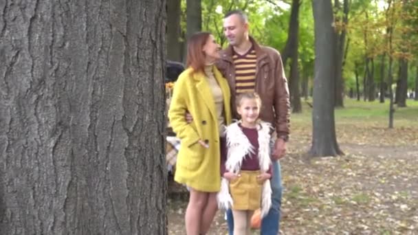 Portrait Happy Family Halloween Pumpkins — Stock video