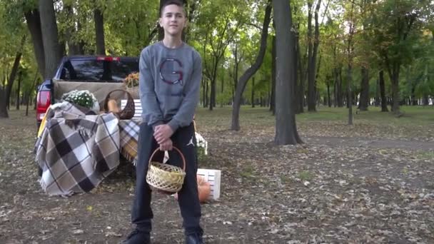 Cheerful Funny Baby Boy Trunk Car Decorated — Video