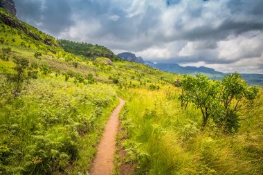 Yolda Drakensberg için