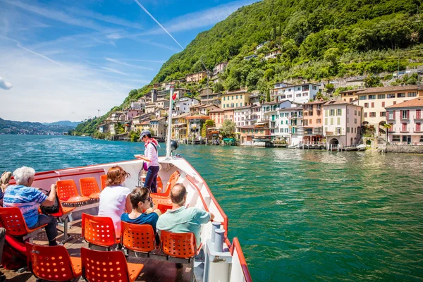 Rejs łodzią jezioro Lugano — Zdjęcie stockowe