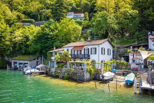 Lake Lugano tekne turu — Stok fotoğraf