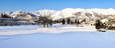 Kar Japonya Alp manzara kış aylarında kapalı.
