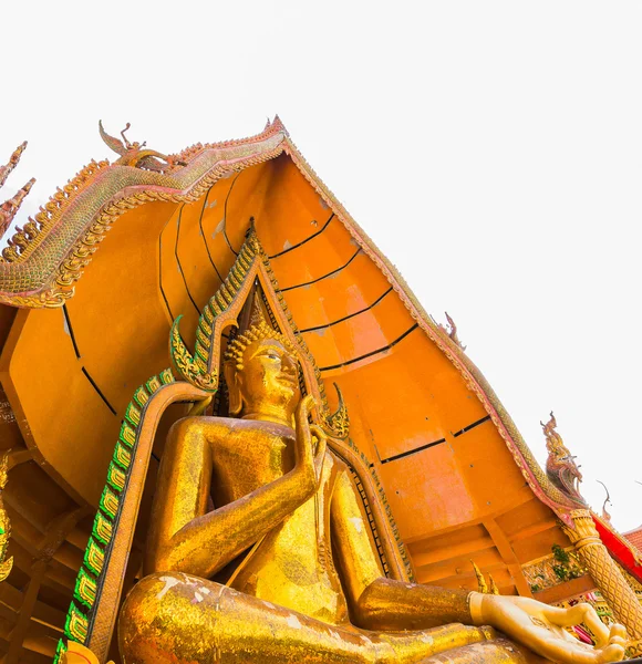 Templo tailandês Luang Pho Chin em kanchanaburi — Fotografia de Stock