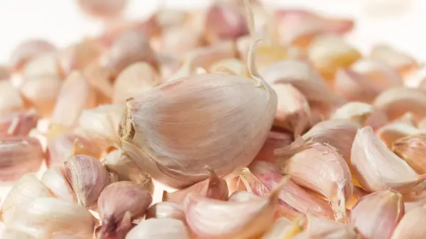 Delicious garlic in kitchen — Stock Photo, Image