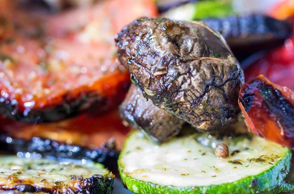 Champignons Gebakken Met Champignons Gegrilde Groenten Paddenstoelen Groenten Grill Van — Stockfoto