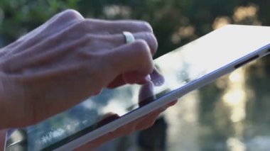 Dijital tablet, Hd video kullanma biraz erkek ol kapatın.