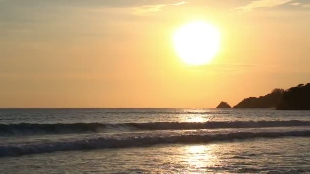 Bel tramonto del cielo . — Video Stock