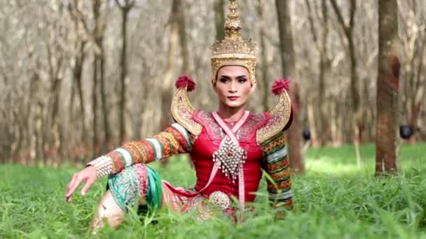 Topeng Supreme Thai atau gaya tarian tarian thai Khon . — Stok Video