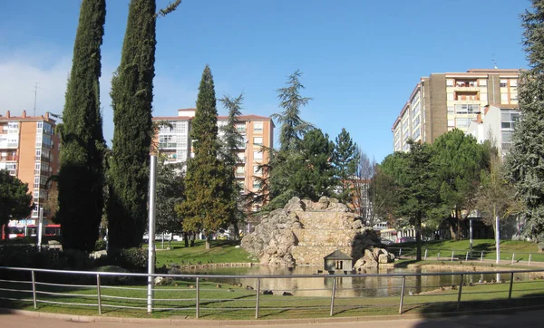 Teiche Mit Parkgarten — Stockfoto