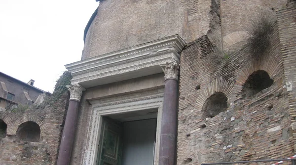 Antik Roma harabeleri.