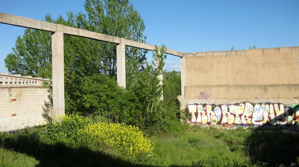Stara Opuszczona Fabryka Ruinach — Zdjęcie stockowe