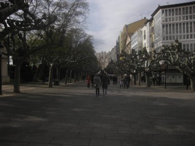 Bulutlu bir günde Burgos sokakları.