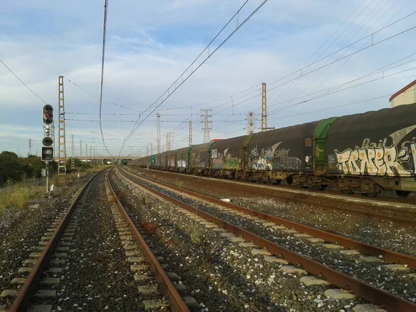 Vecchi Binari Ferroviari Una Zona Industriale — Foto Stock