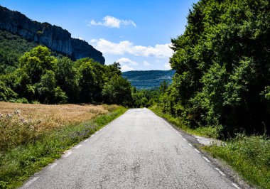 İspanya 'nın kırsal dağ manzaraları.