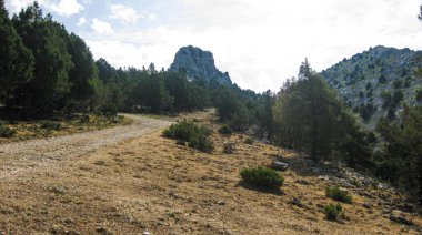 İspanya 'nın kırsal dağ manzaraları.