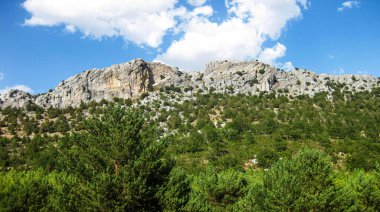 İspanya 'nın kırsal dağ manzaraları.
