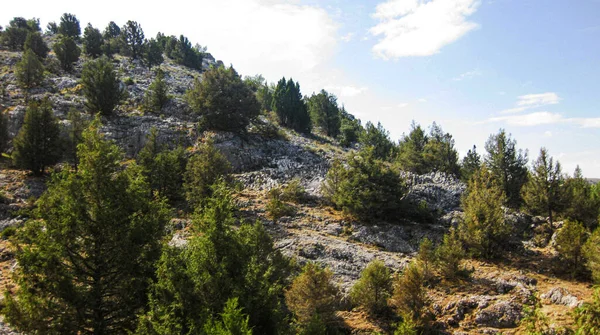 İspanya 'nın kırsal dağ manzaraları.