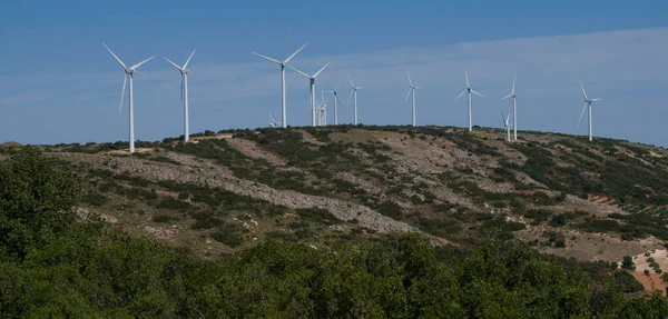 Windräder Auf Einem Berg — Stockfoto