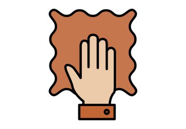 Deri endüstrisinde kaliteyi ve dokuyu temsil eden doğal bir deri parçasına insan eli.