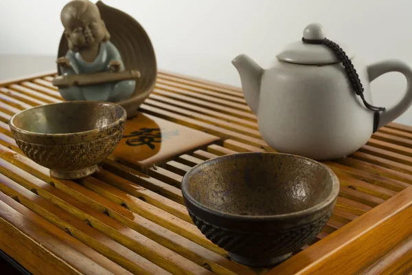 Podczas ceremonii parzenia herbaty w tabeli herbaty — Zdjęcie stockowe