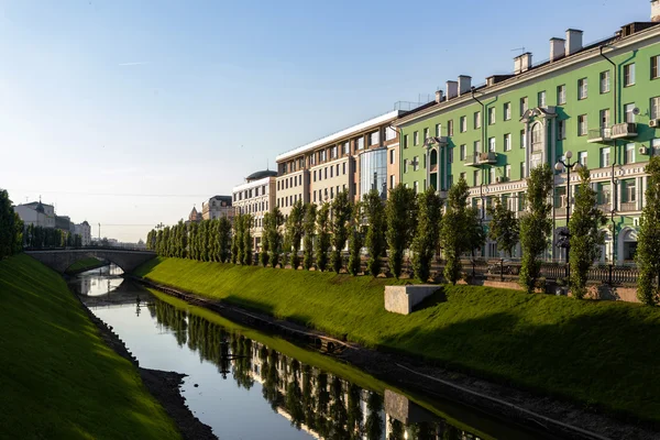 Rusya, Kazan 'ın merkezinde Bulak Nehri ile kanal