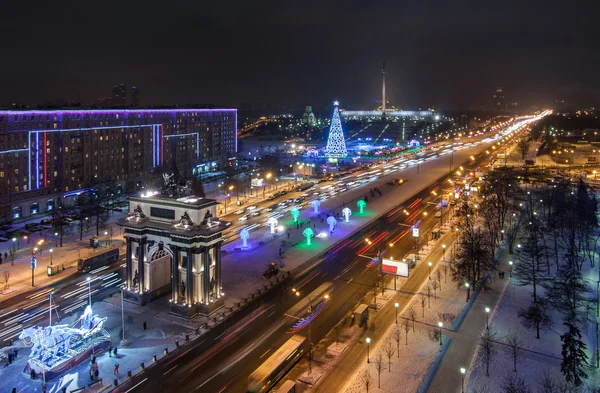 Moskova Nehri ve Moskova Kremlin kış gece zaferle üst görüntüleme