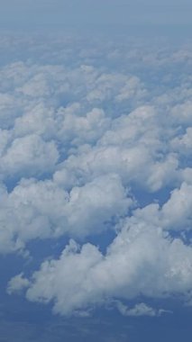 Bulutlu mavi gökyüzü, gökyüzü manzaralı