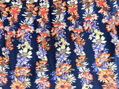 Dikey olarak güzel çiçekler