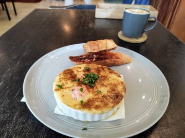 yumurta ve jambon Kahvaltı