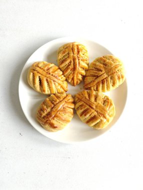 Beyaz arkaplanda çerezler