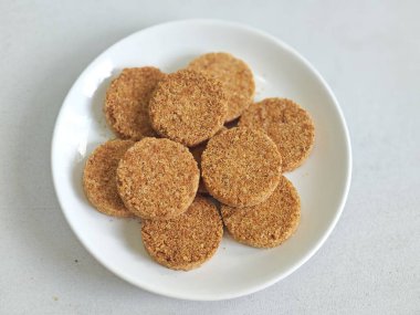 Tahta tabakta krakerler