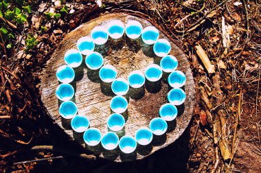 Bu barış işareti plastik kapaklar