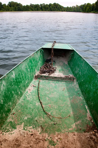 ProW boot op lake — Stockfoto