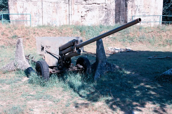 Военно-исторический миномет — стоковое фото