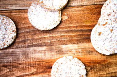 Pirinç waffle ahşap tablo