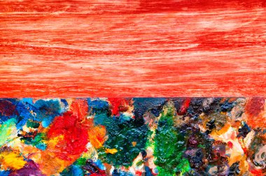 Resim paleti renkli ahşap zemin üzerine