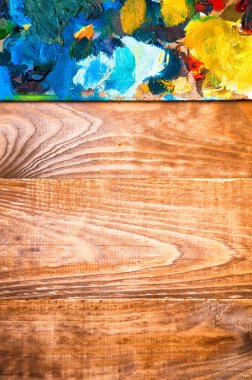 Resim paleti ahşap arka plan üzerinde