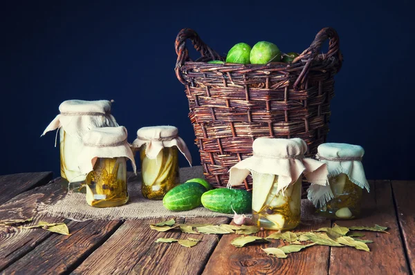 Sottaceti in vasi per l'inverno — Foto Stock