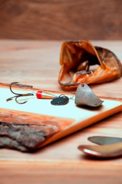 Balıkçılık lures, pike ve eski moda reel bileşimi