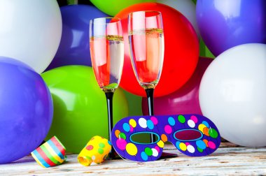 Parti şampanya ile. New Year's Eve veya doğum günü.