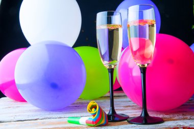 Parti şampanya ile. New Year's Eve veya doğum günü.