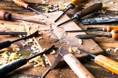 Keskiler ve geleneksel marangoz worksh Ahşap oyma parça