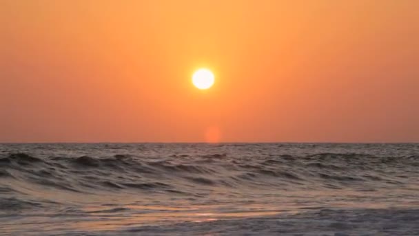 Atlantic waves sunset. — Stock Video